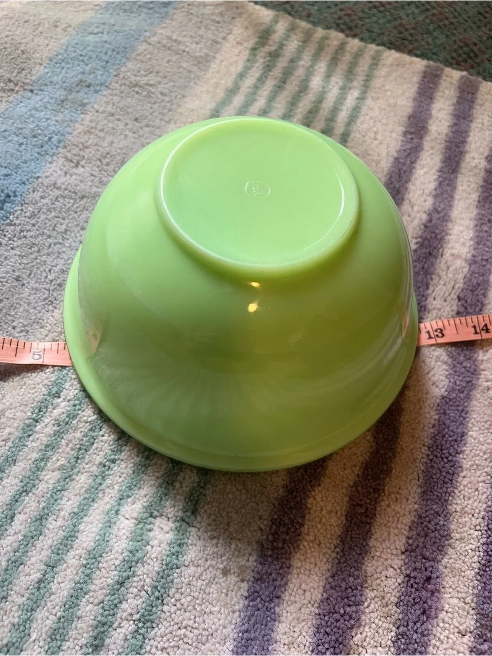 VINTAGE JADEITE MIXING BOWL